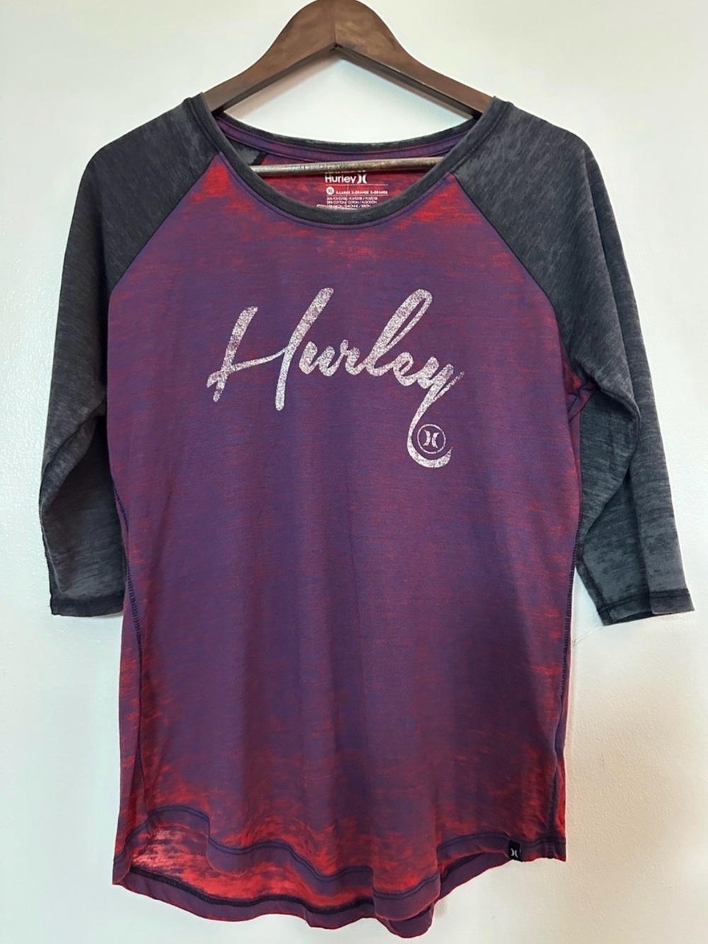 Hurley Women’s Purple & Black Raglan Logo Top